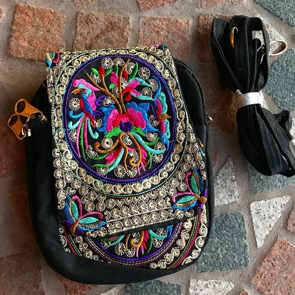 Silverskylight Handbags - Colorfull boho flowers crossbody cell phone bag